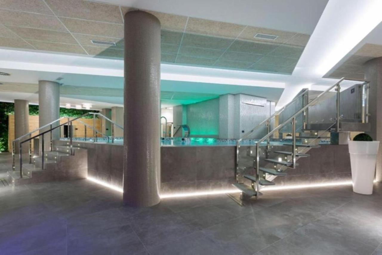 Spa Suites Odeon 那伦 外观 照片