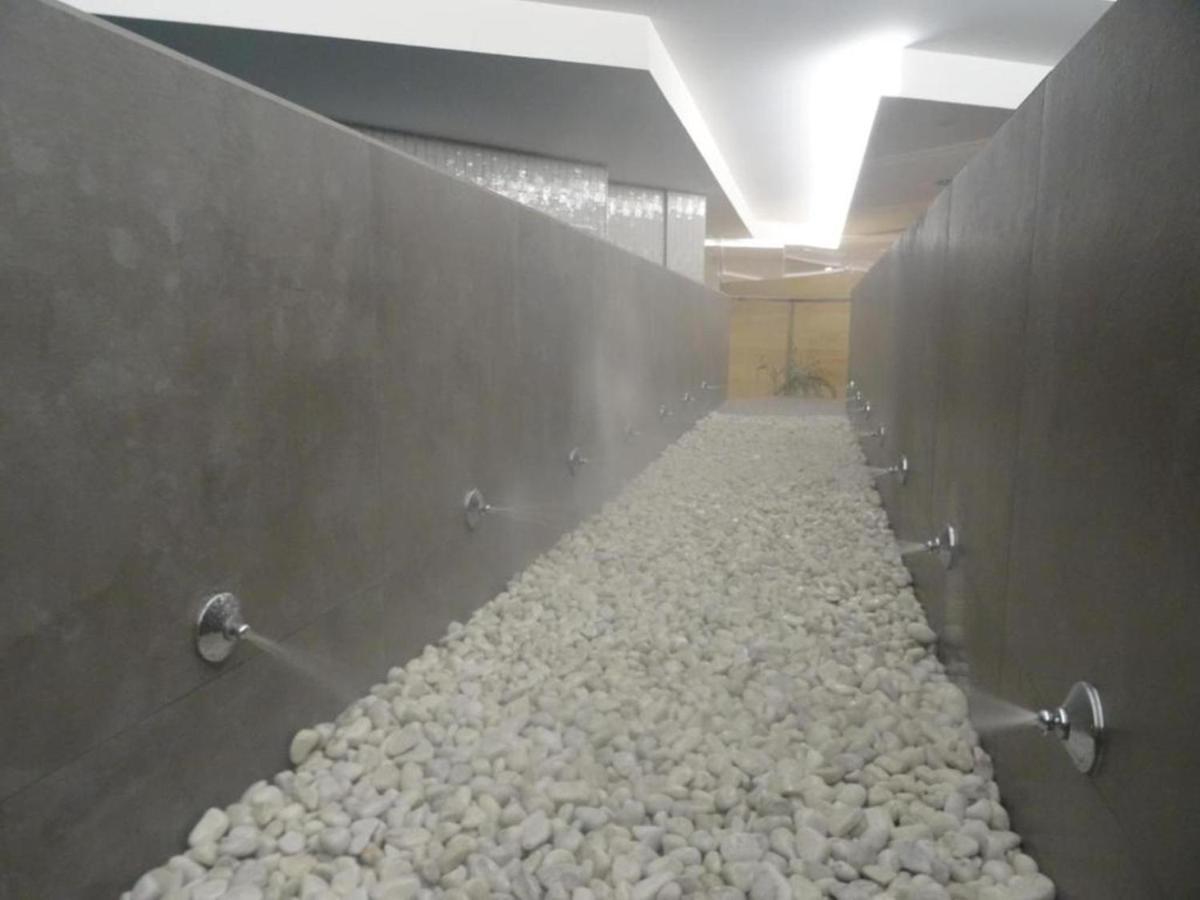 Spa Suites Odeon 那伦 外观 照片