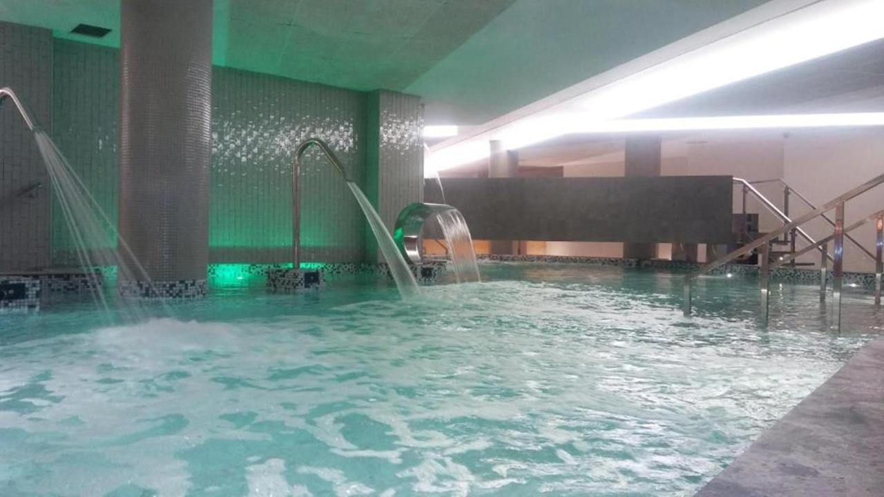Spa Suites Odeon 那伦 外观 照片