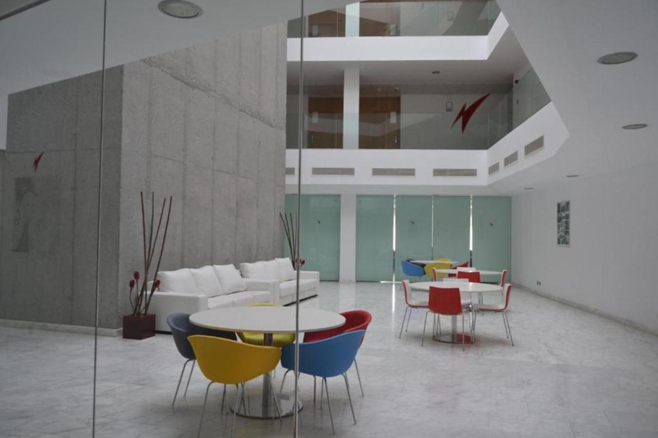 Spa Suites Odeon 那伦 外观 照片